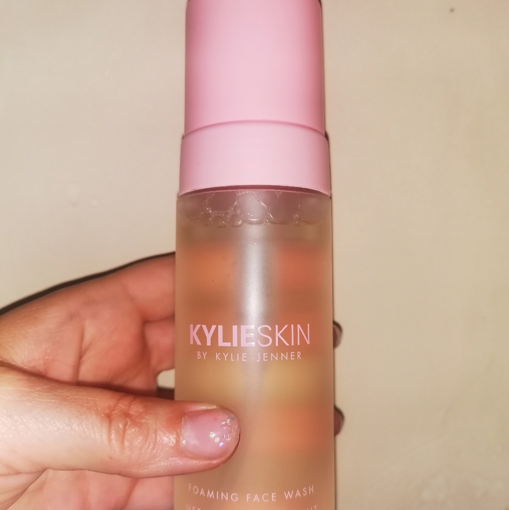 Kylie skin - Foam Cleanser